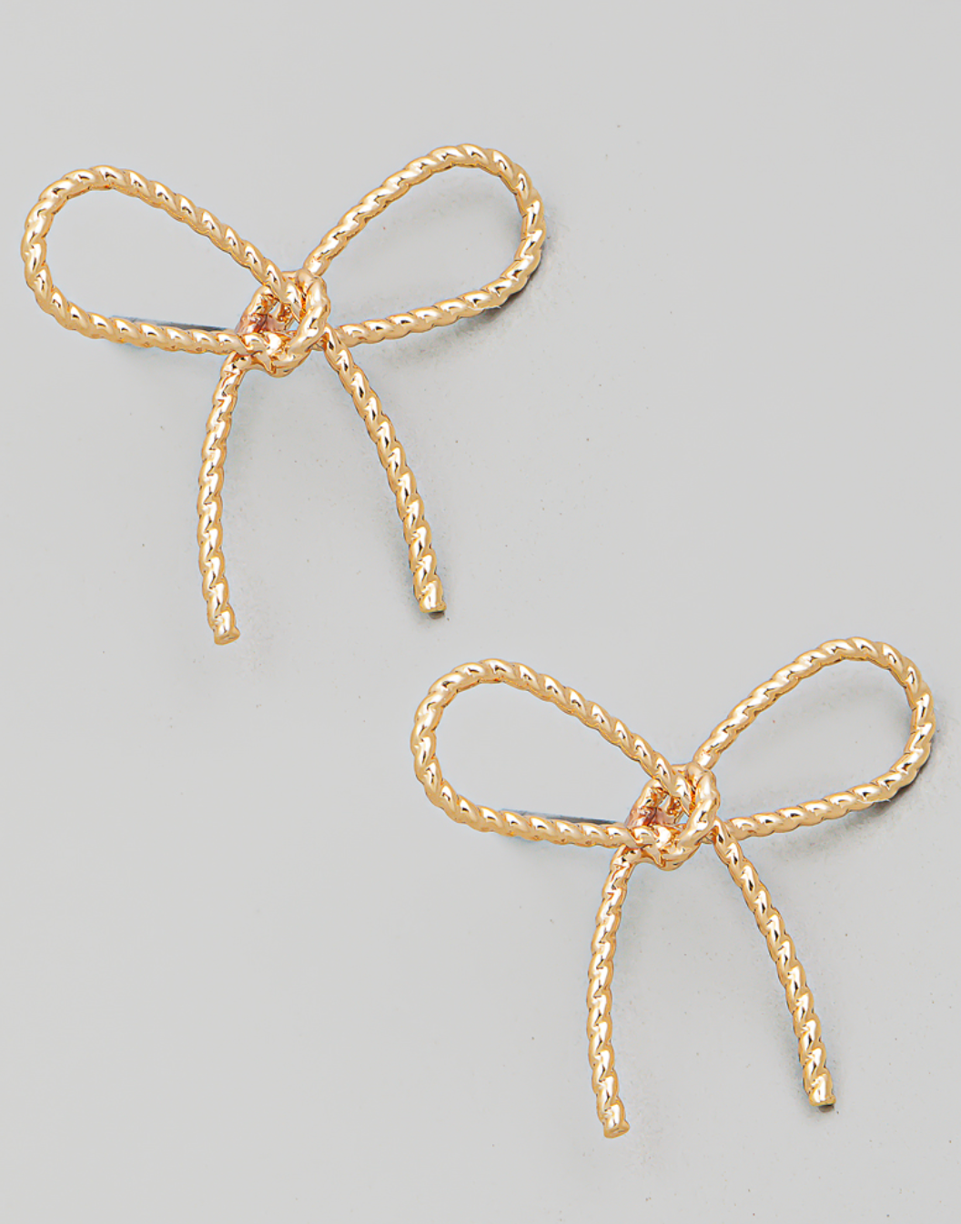 Ribbon Studs